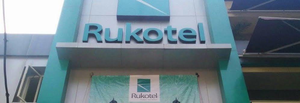 Oyo 277 Rukotel Near Rsu Adi Husada Undaan Kota Surabaya Exterior photo